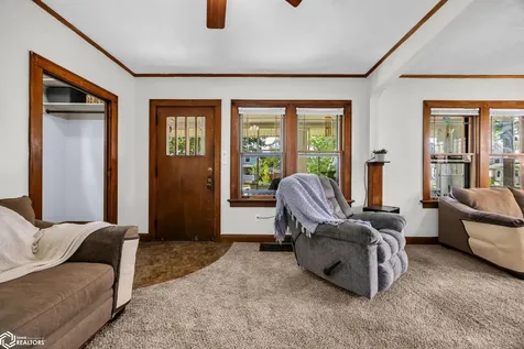 1536 7th Avenue SE Cedar Rapids IA 52403