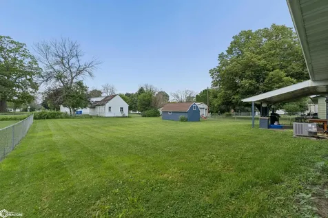 1240 Maben Avenue Garner IA 50438