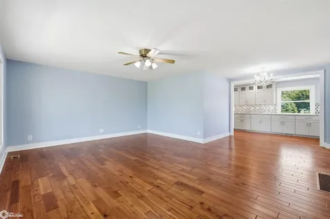1309 Prince Street Grinnell IA 50112