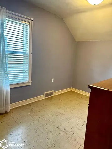 612 Center Street W Britt IA 50423