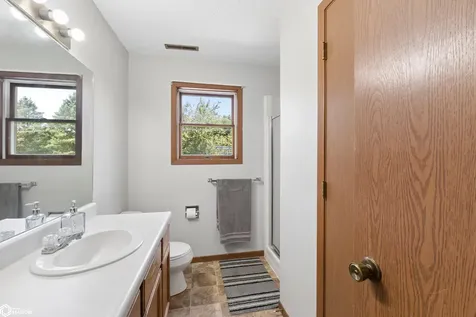 1353 Plymouth Road Mason City IA 50401