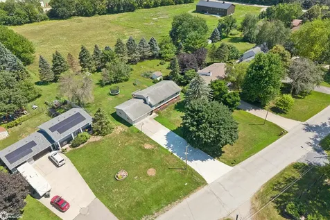 1353 Plymouth Road Mason City IA 50401
