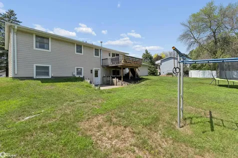 1353 Plymouth Road Mason City IA 50401