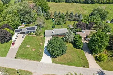 1353 Plymouth Road Mason City IA 50401