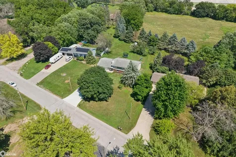 1353 Plymouth Road Mason City IA 50401