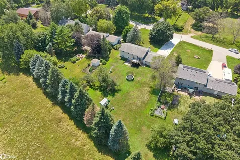 1353 Plymouth Road Mason City IA 50401