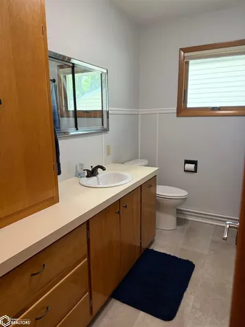 201 E Fillmore Avenue Fairfield IA 52556