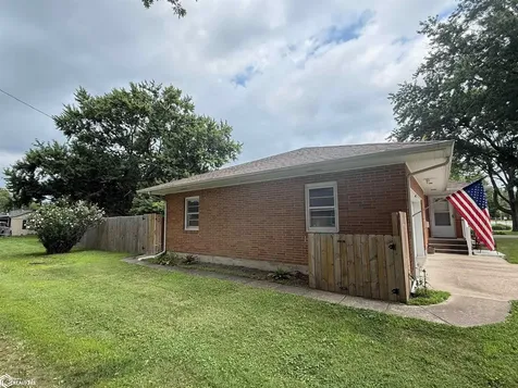 201 E Fillmore Avenue Fairfield IA 52556