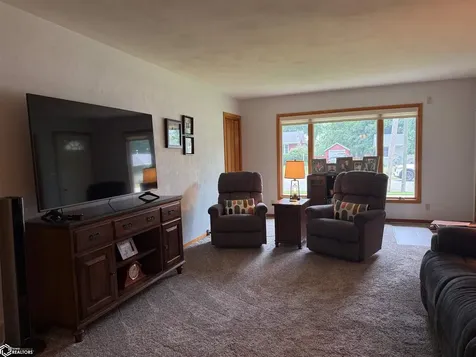 201 E Fillmore Avenue Fairfield IA 52556