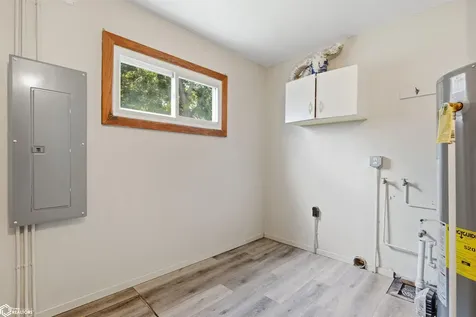 187 Indian Terrace Burlington IA 52601