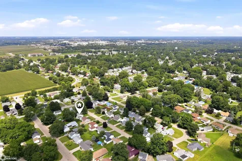 187 Indian Terrace Burlington IA 52601