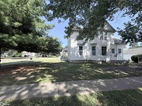 556 Chester Avenue Ottumwa IA 52501