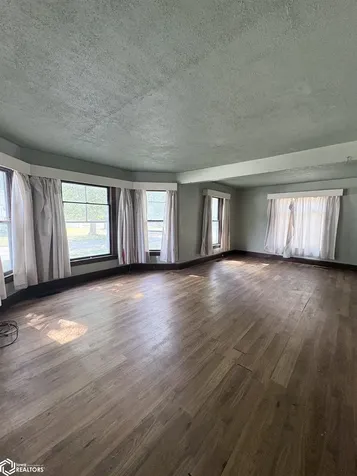 556 Chester Avenue Ottumwa IA 52501