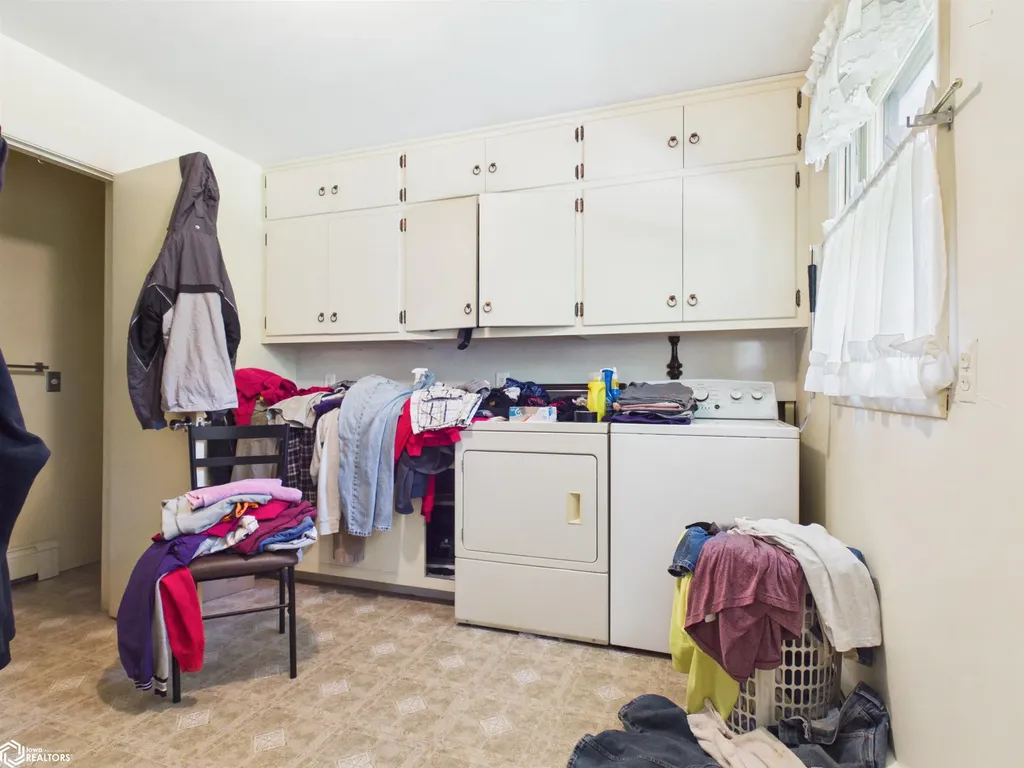 2446 Jackson Avenue Keokuk IA 52632
