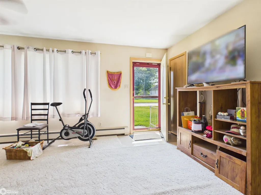2446 Jackson Avenue Keokuk IA 52632