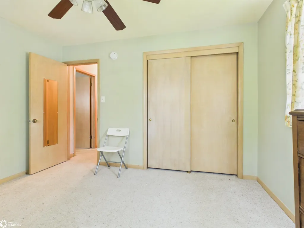 2446 Jackson Avenue Keokuk IA 52632