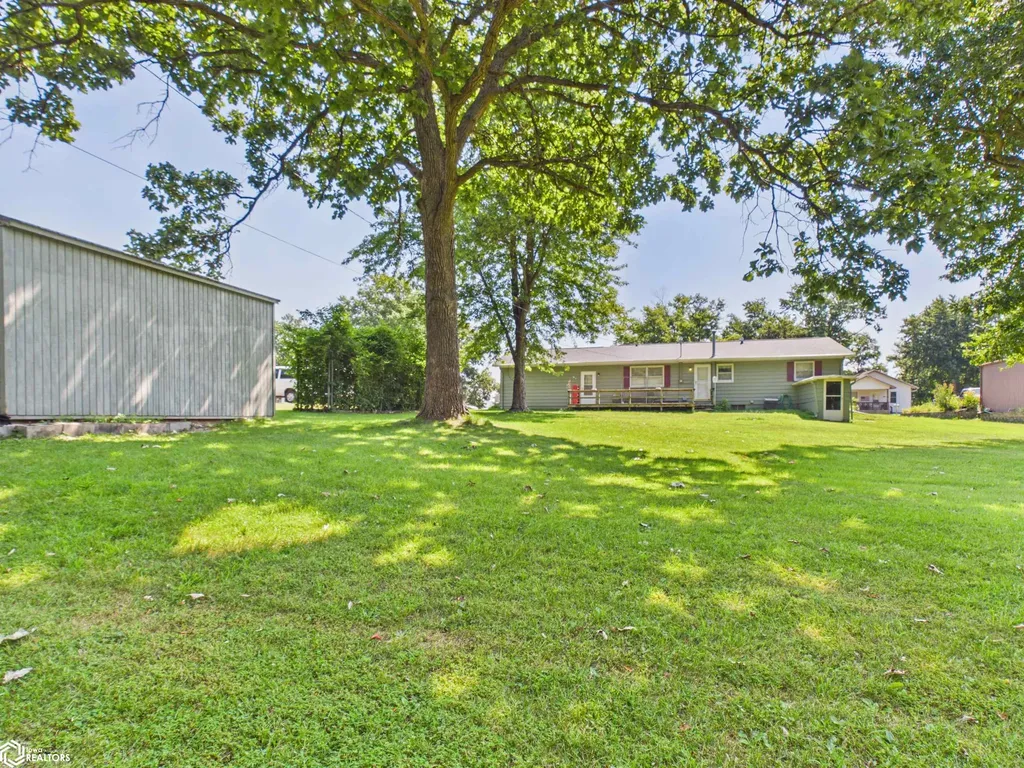 2446 Jackson Avenue Keokuk IA 52632