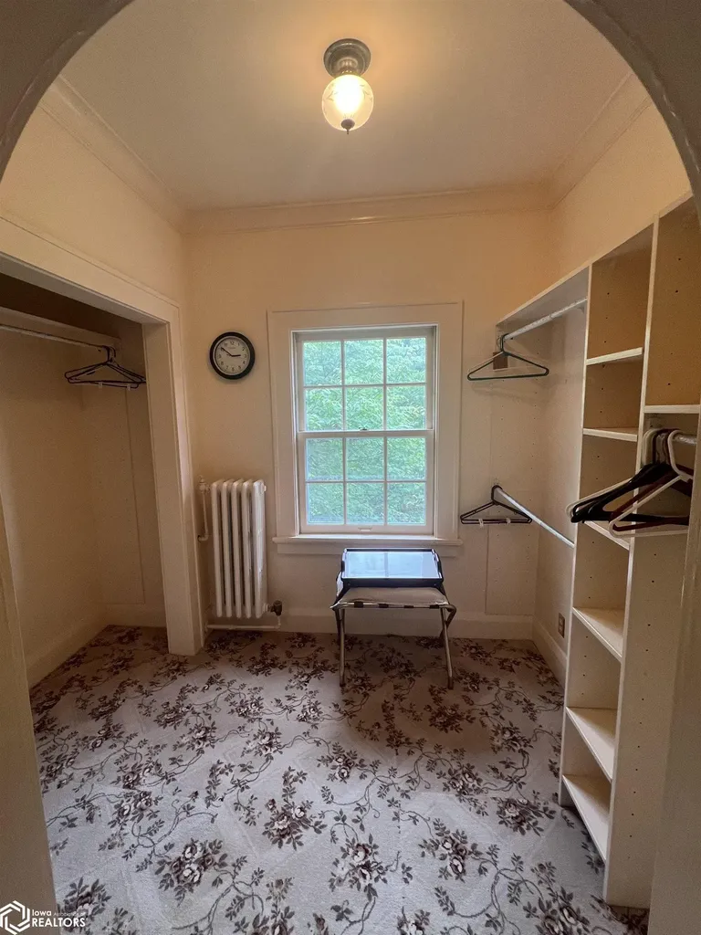 707 E Burlington Avenue Fairfield IA 52556