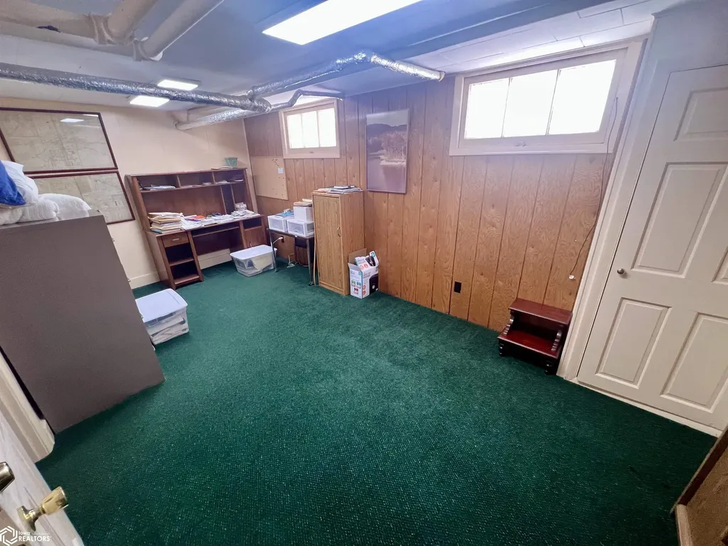 707 E Burlington Avenue Fairfield IA 52556