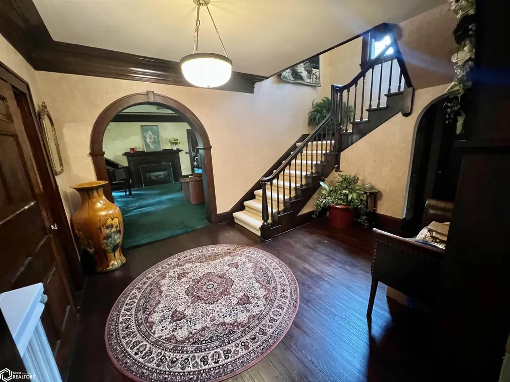 707 E Burlington Avenue Fairfield IA 52556