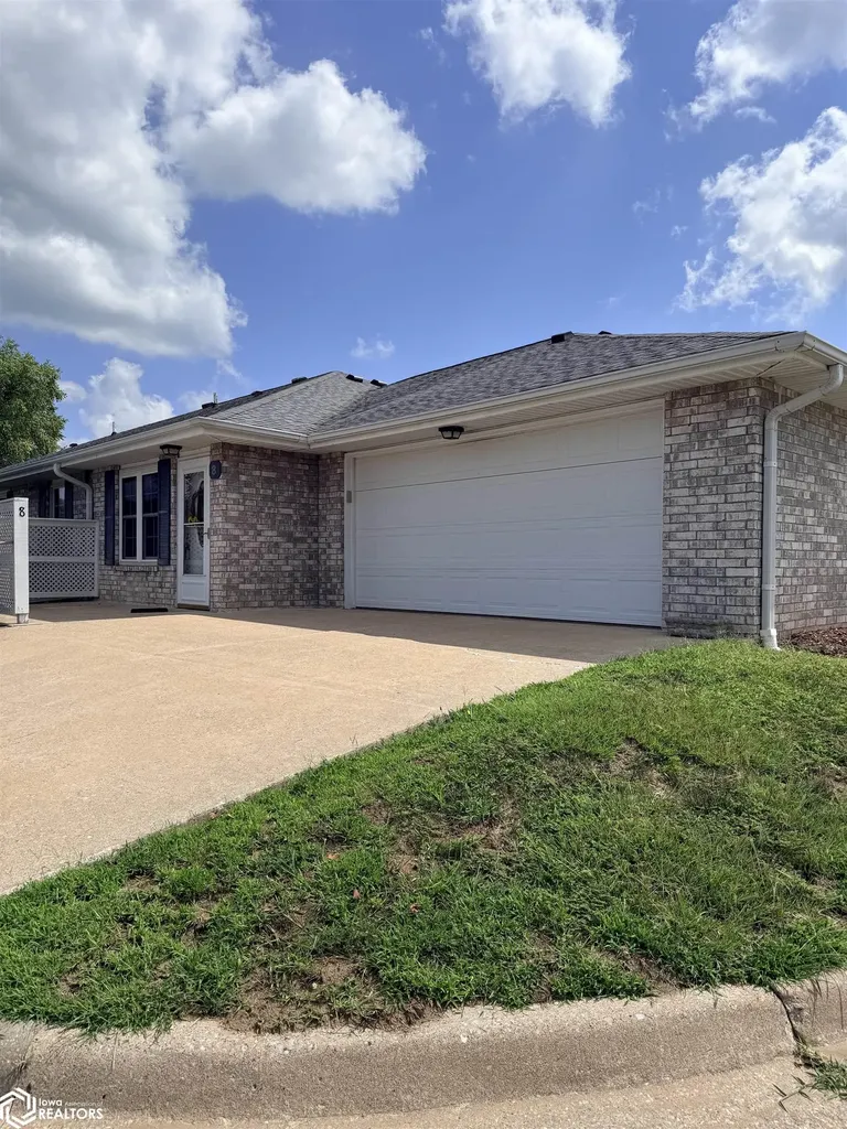 1123 48th Street, #8 Fort Madison IA 52627