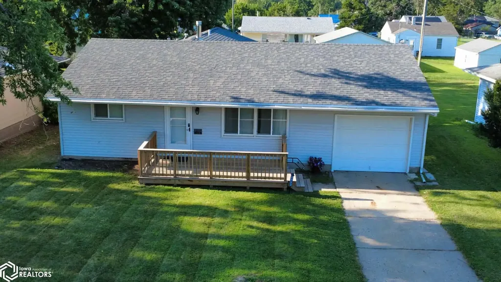 127 Grandview Avenue Ottumwa IA 52501