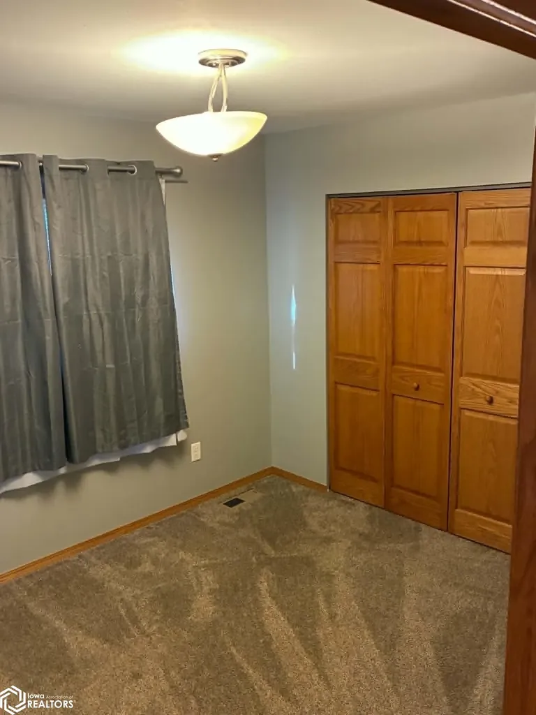 127 Grandview Avenue Ottumwa IA 52501