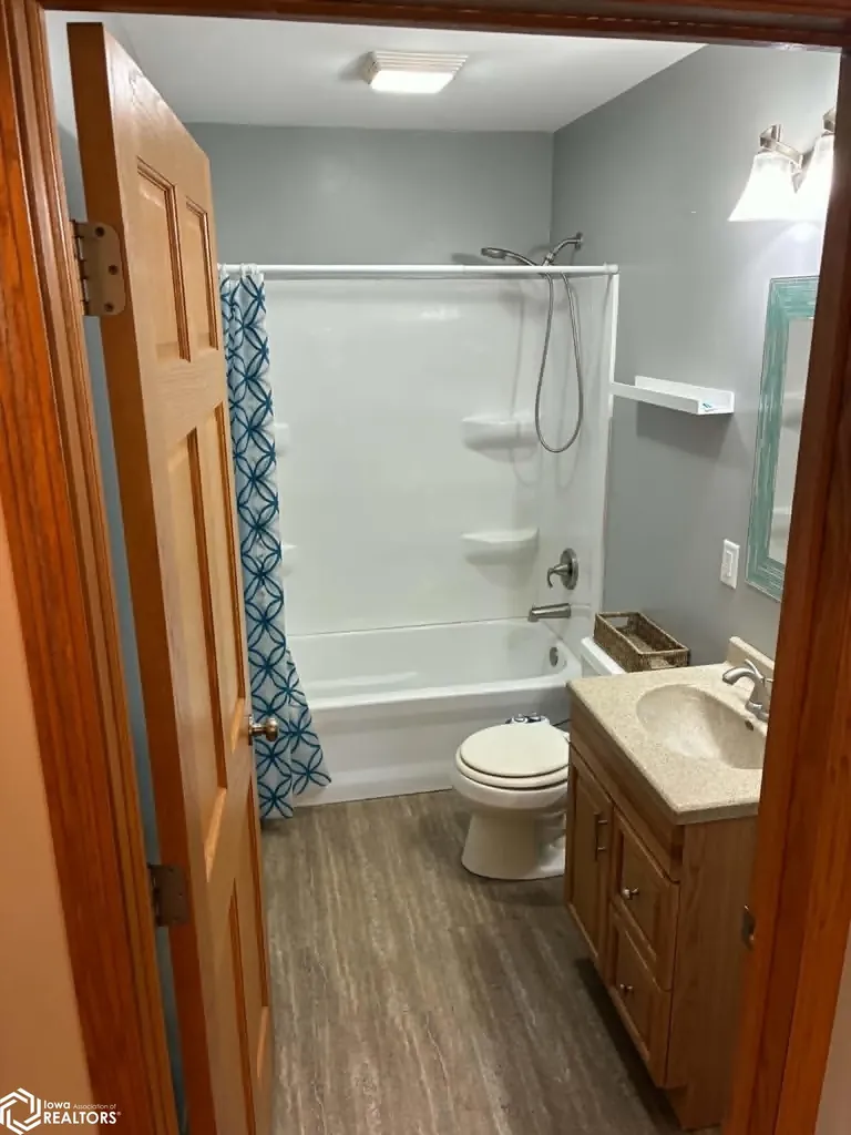 127 Grandview Avenue Ottumwa IA 52501
