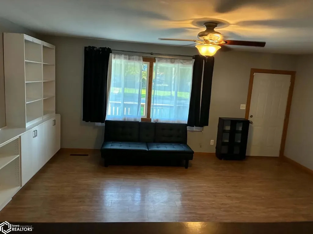 127 Grandview Avenue Ottumwa IA 52501