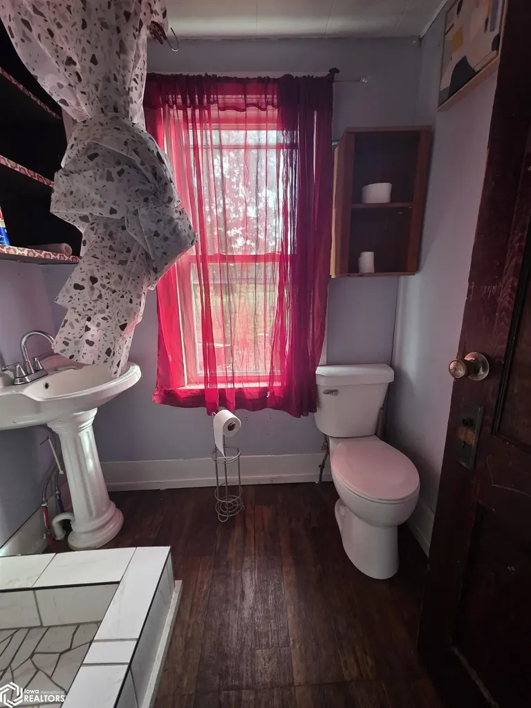 303 Irish Street Chelsea IA 52215