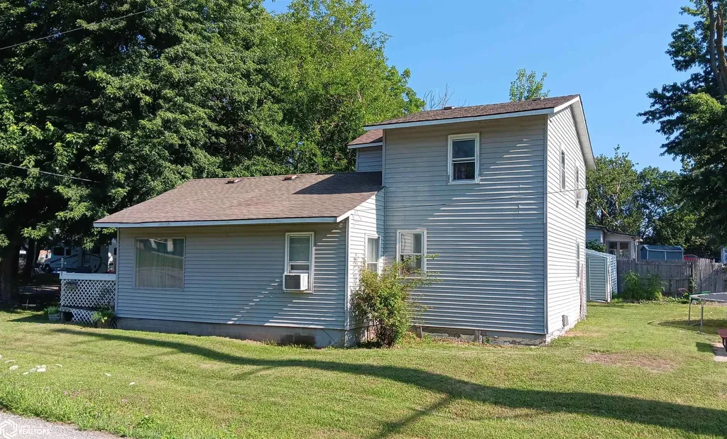 976 Lillian Street Ottumwa IA 52501