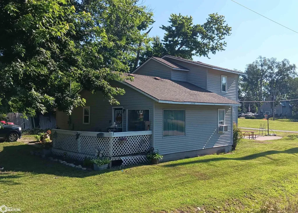 976 Lillian Street Ottumwa IA 52501