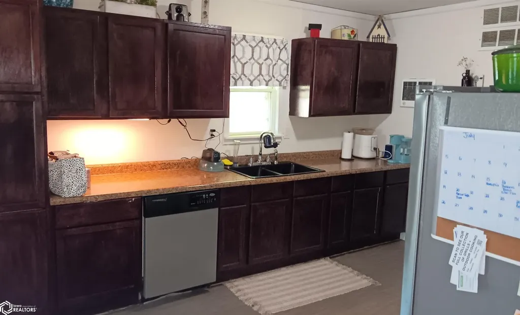 976 Lillian Street Ottumwa IA 52501