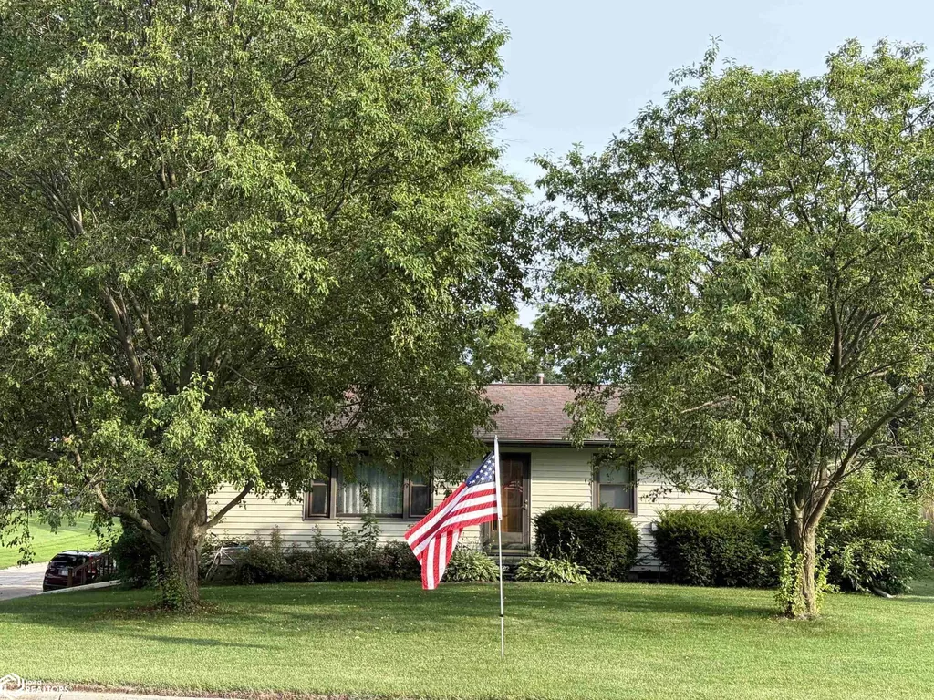 502 4th Street SW State Center IA 50247