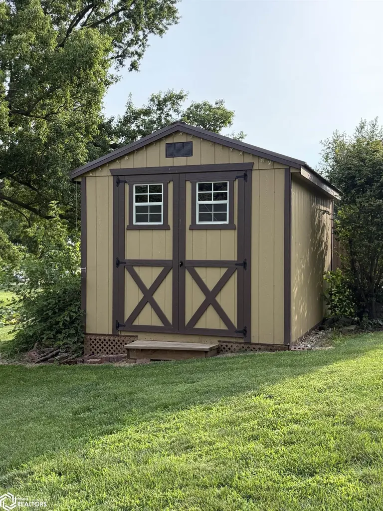 502 4th Street SW State Center IA 50247