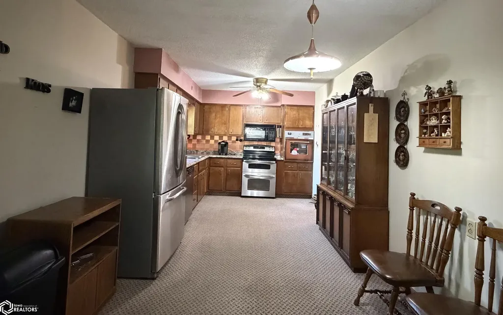 502 4th Street SW State Center IA 50247