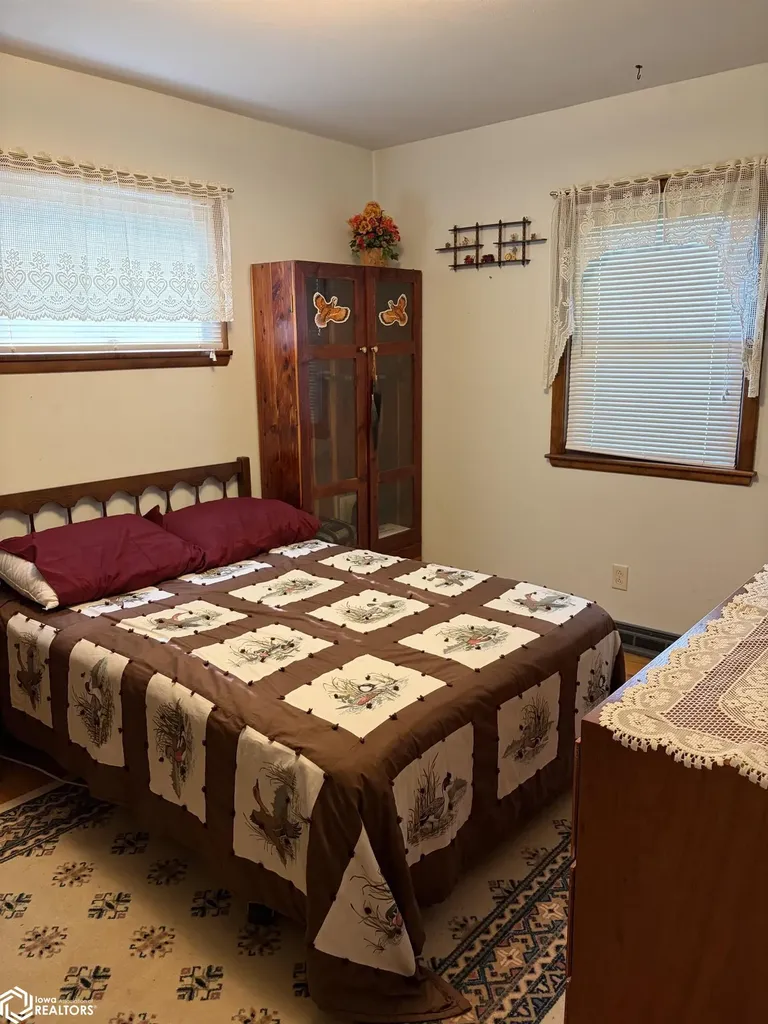 502 4th Street SW State Center IA 50247