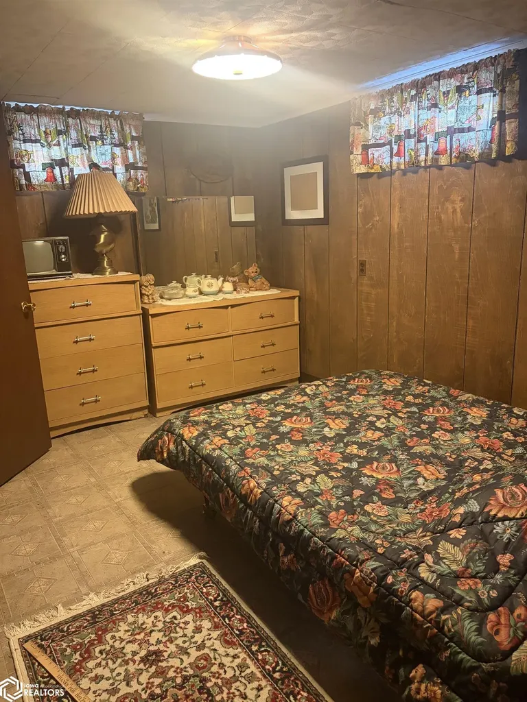 502 4th Street SW State Center IA 50247