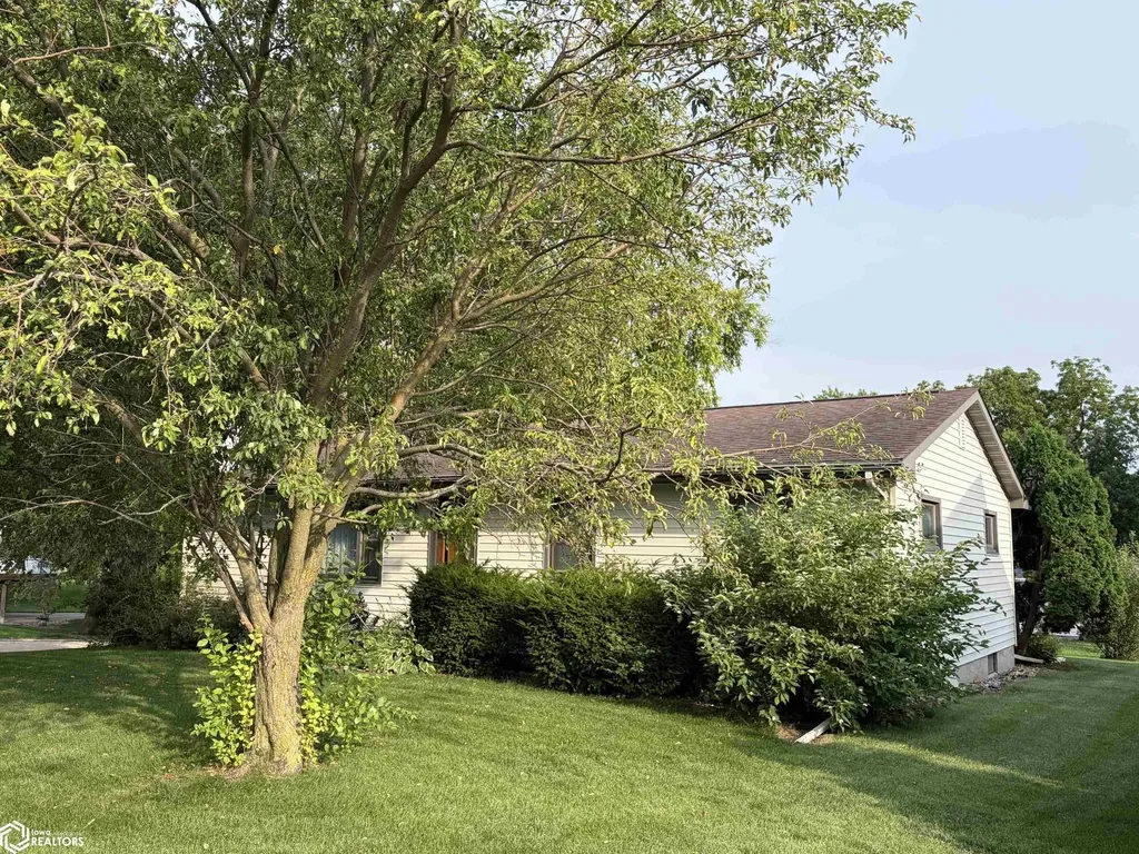 502 4th Street SW State Center IA 50247