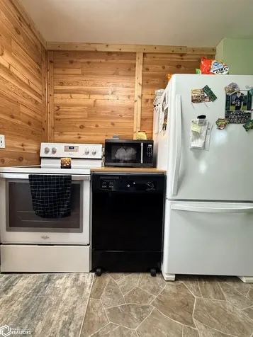 412 6th Street NE Belmond IA 50421