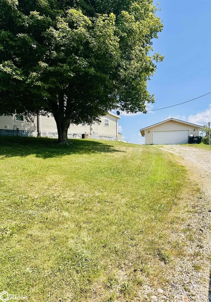 200 South Street Deep River IA 52222