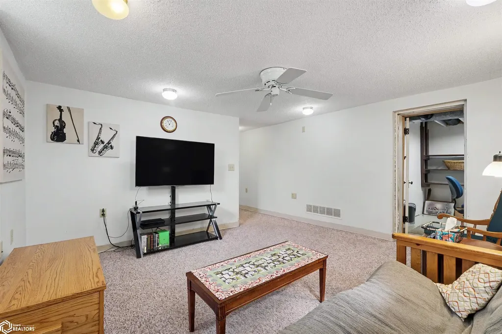 310 N 8th Street Marshalltown IA 50158