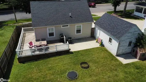 206 N 9th Street Clear Lake IA 50428