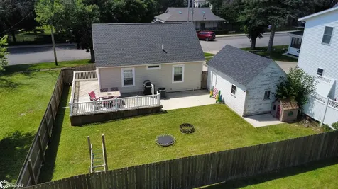206 N 9th Street Clear Lake IA 50428