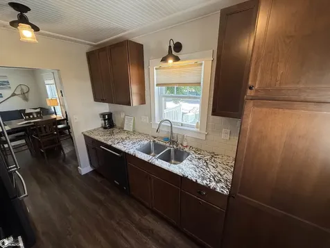 206 N 9th Street Clear Lake IA 50428