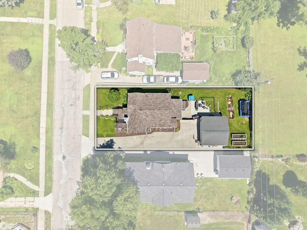 407 N 8th Street Marshalltown IA 50158