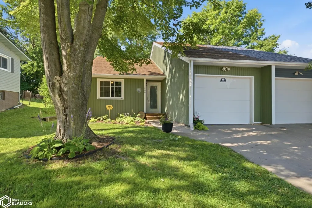 1988 Holiday Road Coralville IA 52241