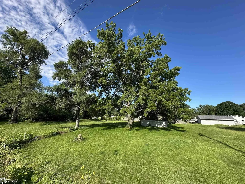 839 S Moore Ottumwa IA 52501