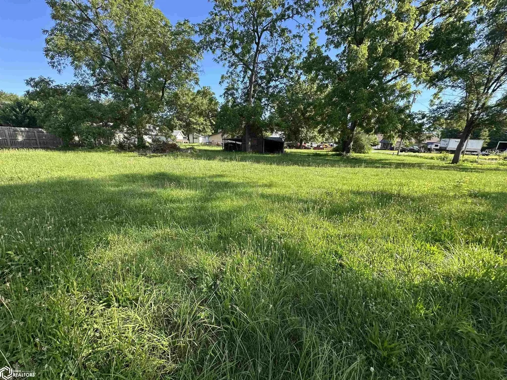 839 S Moore Ottumwa IA 52501