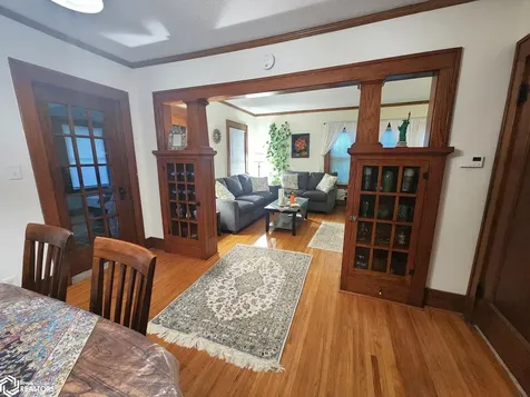 864 3rd Street NW Mason City IA 50401